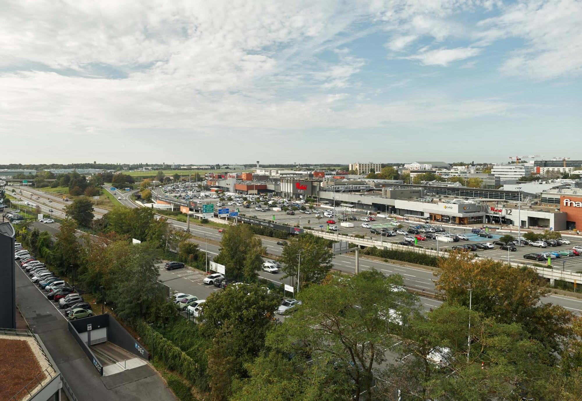 B&B Hotel Velizy Est Eksteriør billede